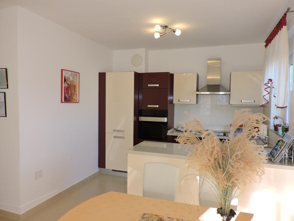 Apartman Legin Fažana Exterior foto